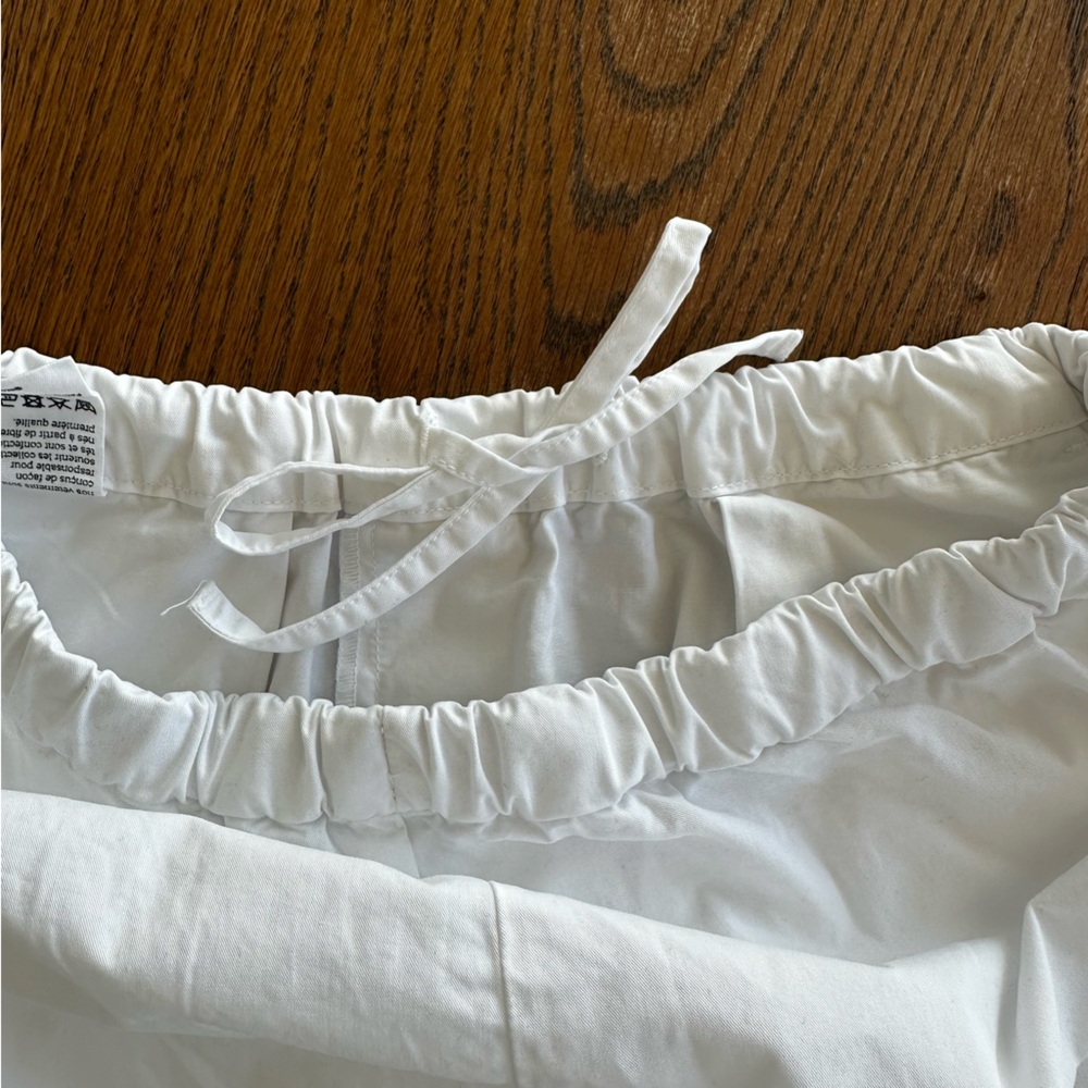 KOTN Women's Merire Pull On Shorts 100% Organic Cotton White | Size Small - Picture 7 of 12